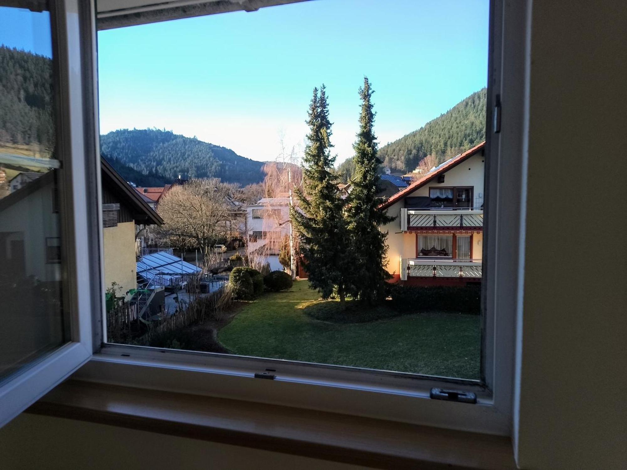Ferienwohnung Waldrausch 바이에르스브론 외부 사진